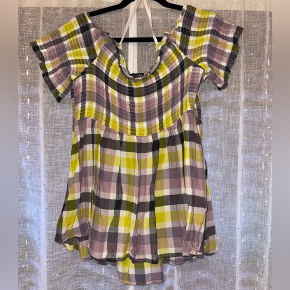 Torrid shirred top - Picture 2 of 5